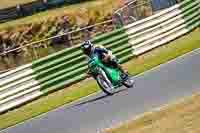 Vintage-motorcycle-club;eventdigitalimages;mallory-park;mallory-park-trackday-photographs;no-limits-trackdays;peter-wileman-photography;trackday-digital-images;trackday-photos;vmcc-festival-1000-bikes-photographs